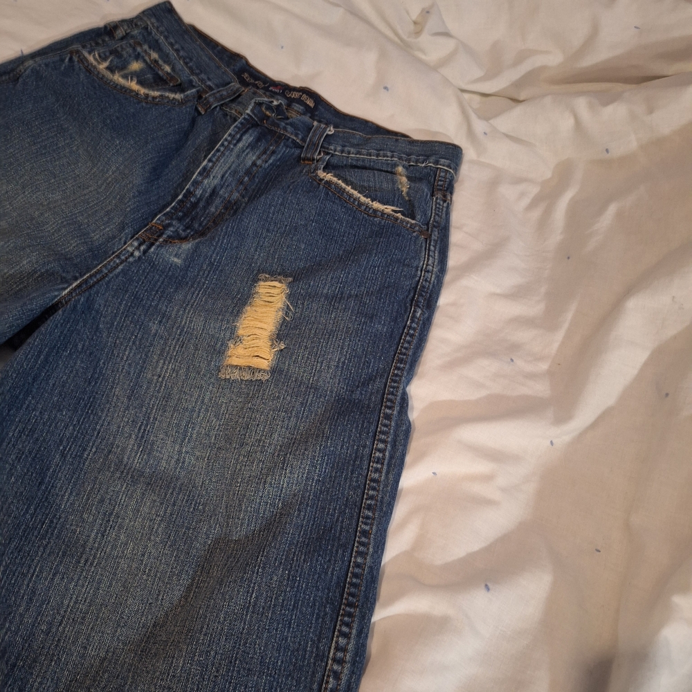 Blue Jean Shorts with Distressed Finish and Classic Texture